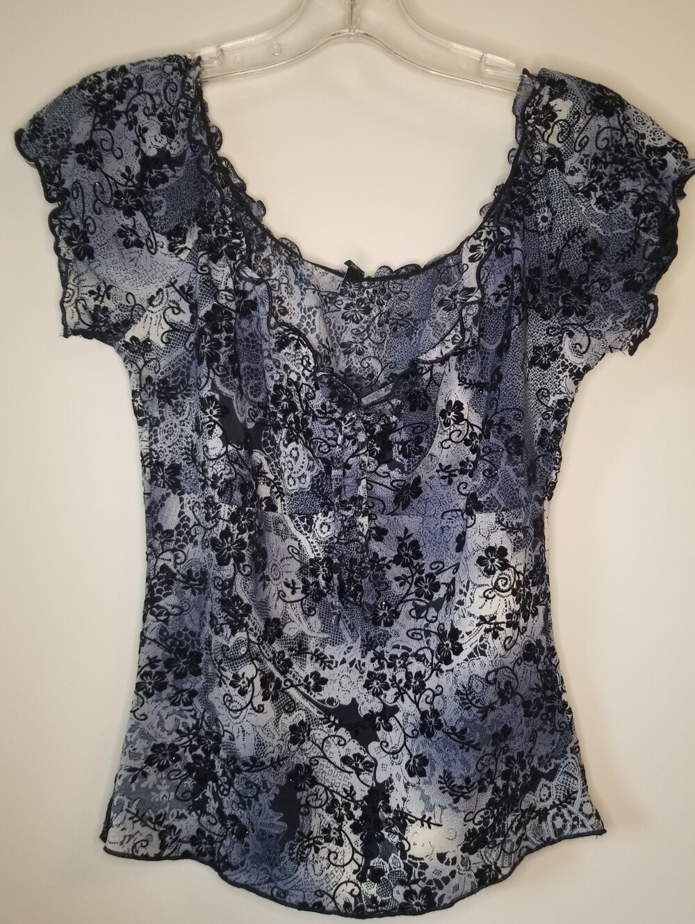 Star City Navy and Light Blue Floral Scoop Neck Top Y2k